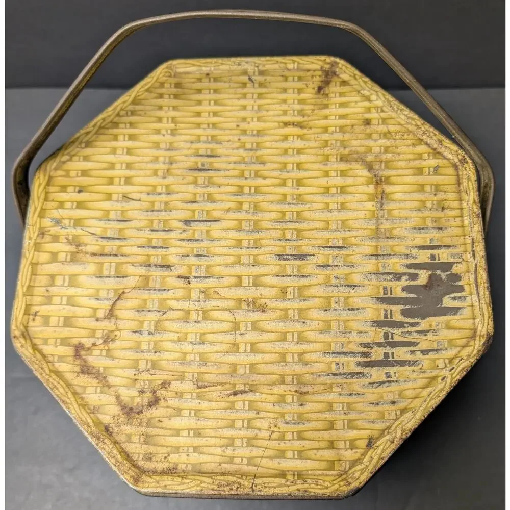 Vtg Yellow Basket Weave Tin LOOSE-WILES BISCUIT CO Cottage Rustic Country Granny
